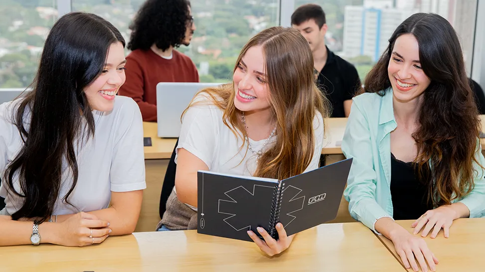 Campus da FIA Business School, referência em educação executiva no Brasil